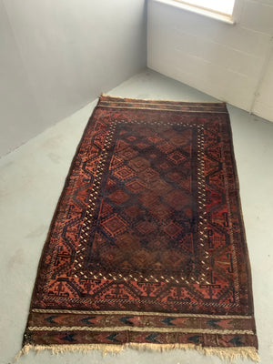 Balouch antique carpet (253 x 154cm)