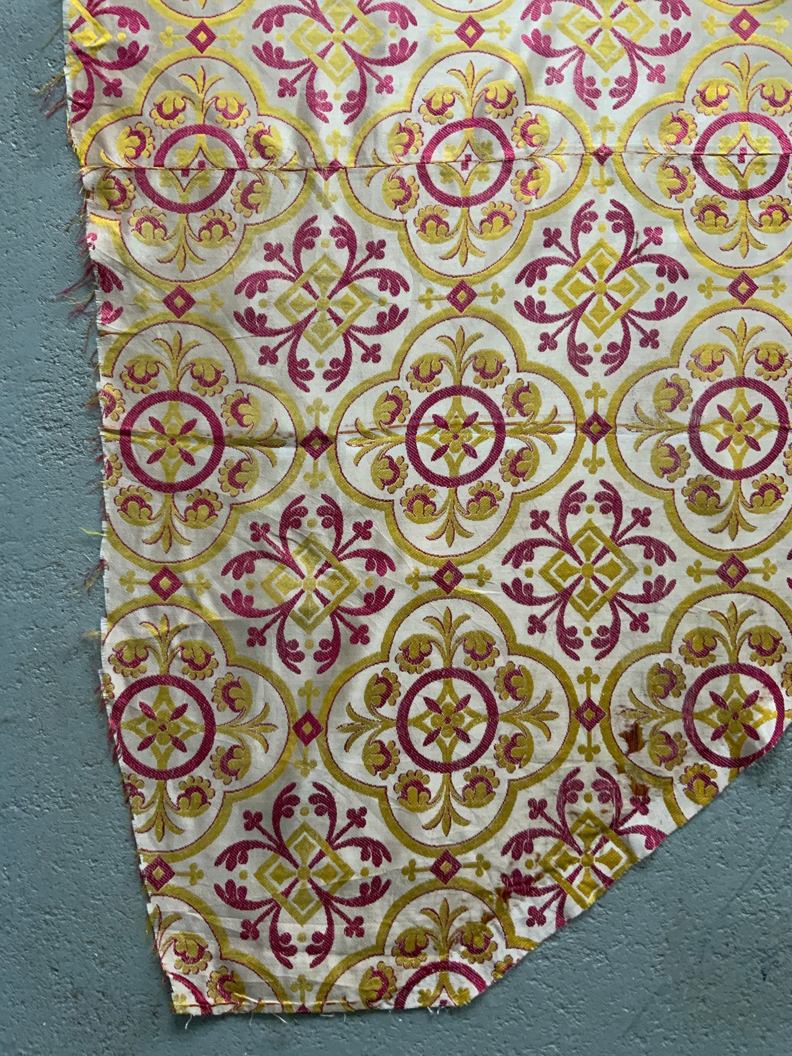 French antique silk cope (91 x 263cm)