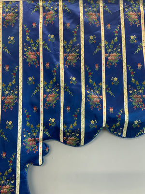 Blue striped silk pelmet (165 x 195cm)