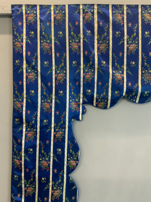 Blue striped silk pelmet (165 x 195cm)