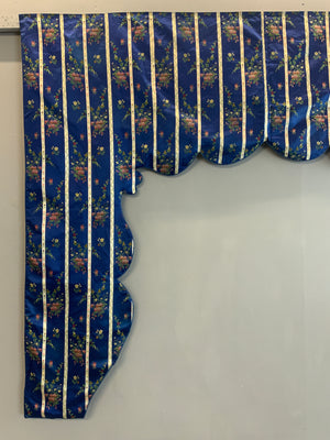 Blue striped silk pelmet (165 x 195cm)