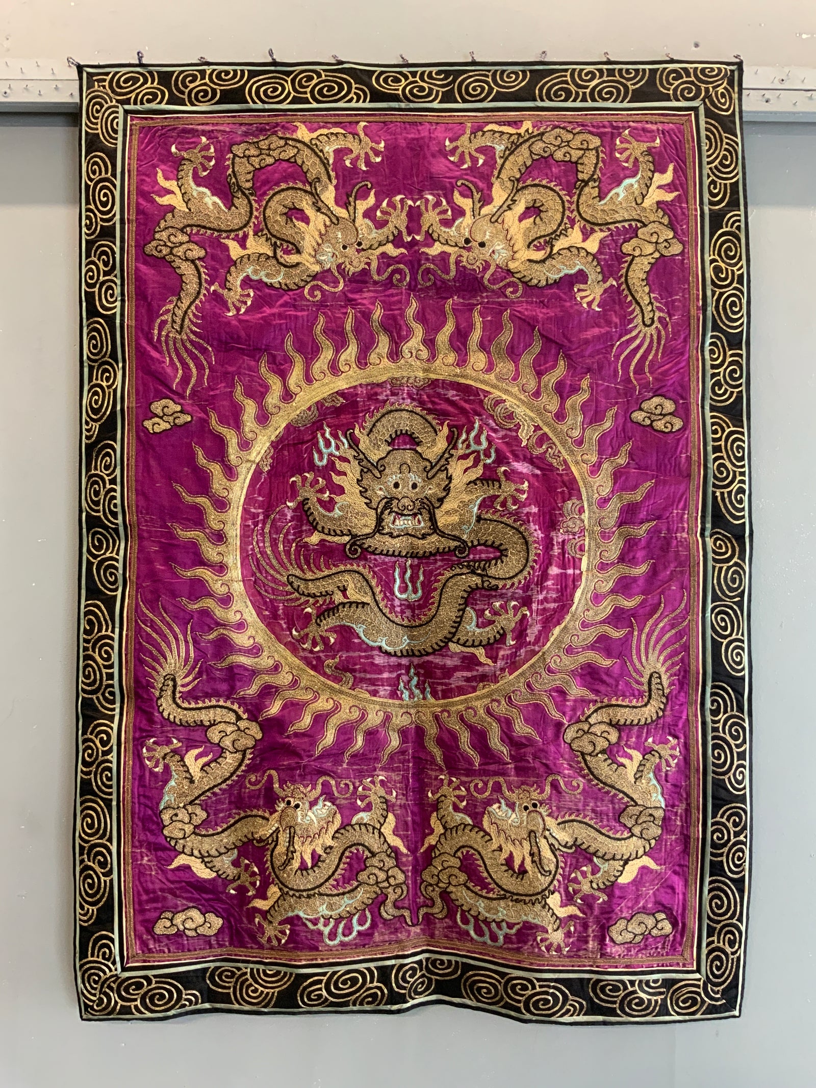 Chinese dragon embroidery (114 x 81cm)