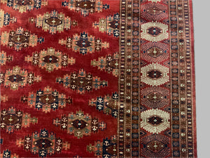Turkmen Yomut carpet (377 x 221cm)
