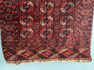 Turkmen antique Tekke small rug (136 x 108cm)