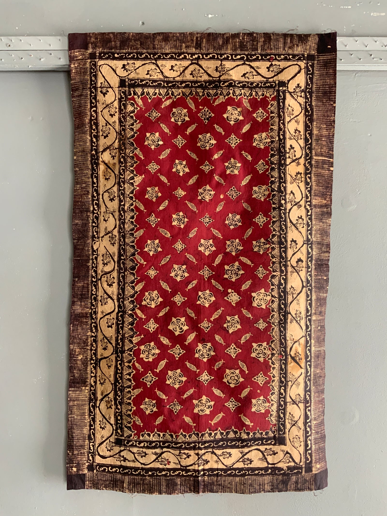 Sumatran Jambi Batik (87 x 52cm)