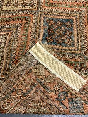 Afshar rug (187 x 129cm) *AF