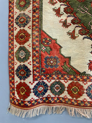 Turkish rug with Transylvanian design (219 x 173cm)