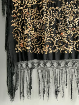 Chinese vintage small silk shawl *af (118 x 102cm)