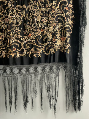 Chinese vintage small silk shawl *af (118 x 102cm)