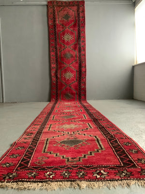 NWP Kurdish vintage red runner (556 x 86cm)