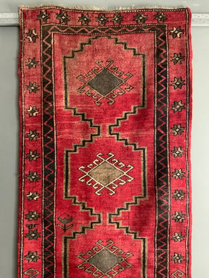 NWP Kurdish vintage red runner (556 x 86cm)