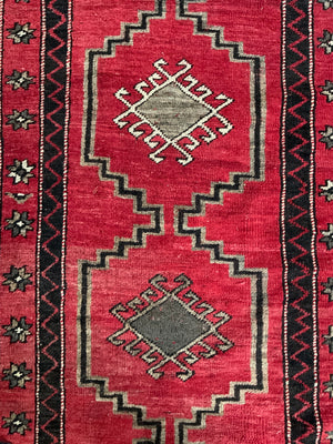 NWP Kurdish vintage red runner (556 x 86cm)