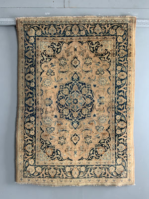 Kashan small vintage rug (148 x 106cm)