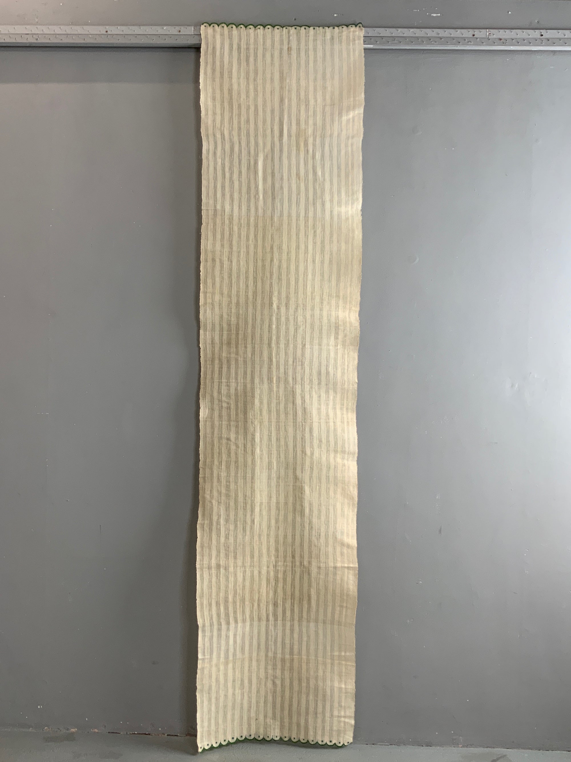 Turkish silk / linen (234 x 53cm)