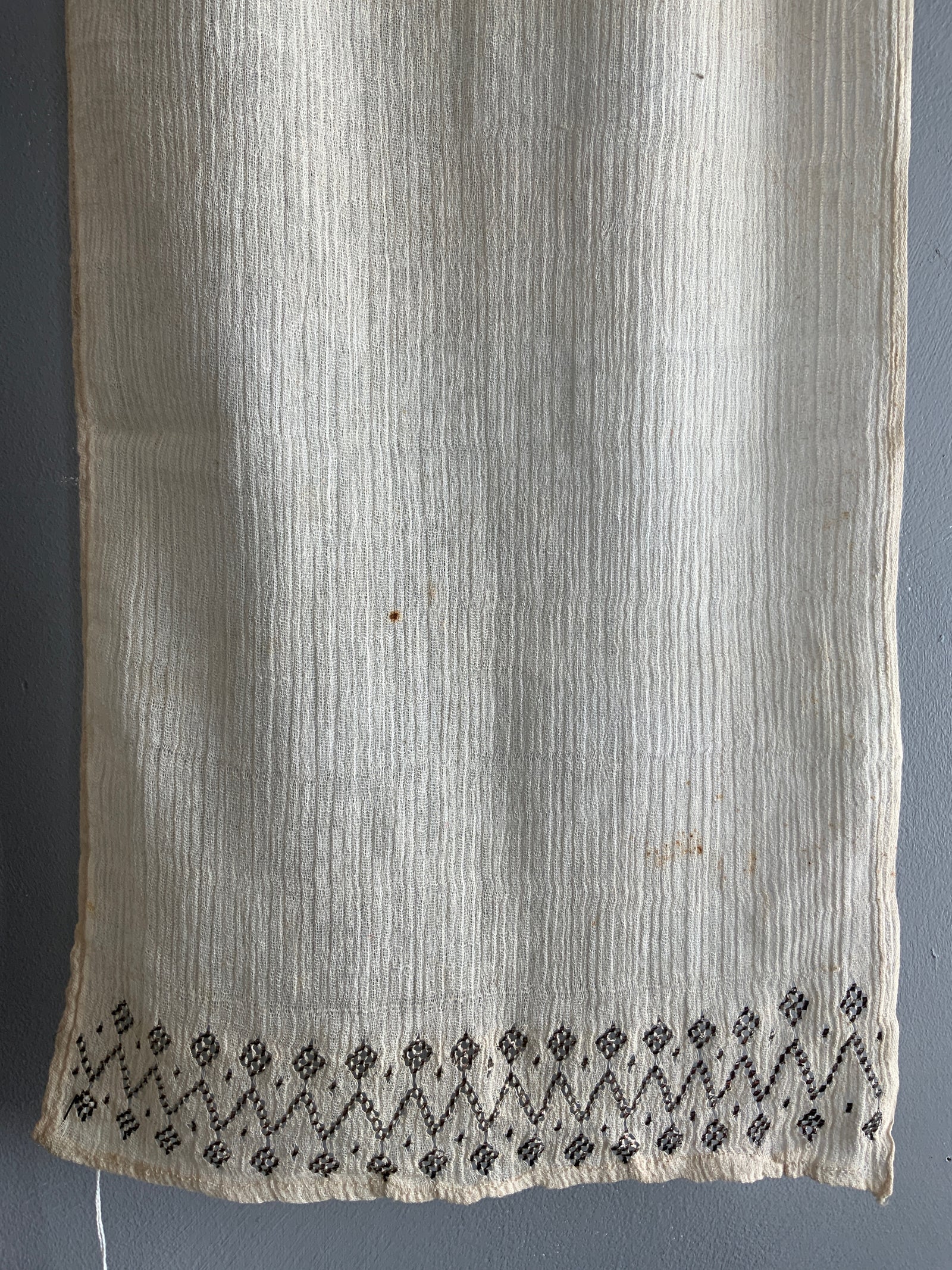 Turkish antique small towel (97 x 30cm)