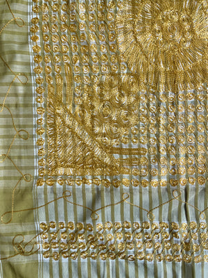 Turkish aghbani (112 x 108cm)