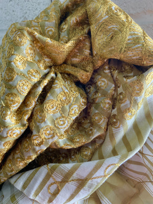 Turkish aghbani (112 x 108cm)