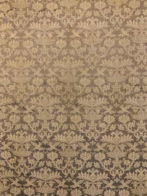Italian silk vintage damask (145 x 127cm)