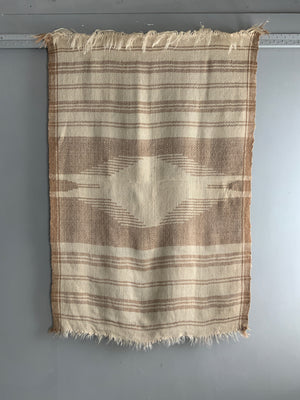 Kurdish fine wool blanket (142 x 100cm)