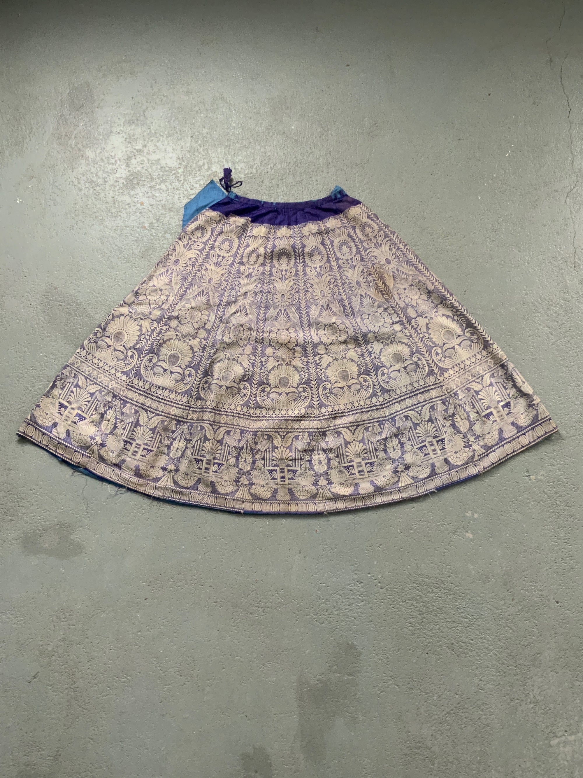 Indian Benares / Lucknow silk & silver brocade skirt