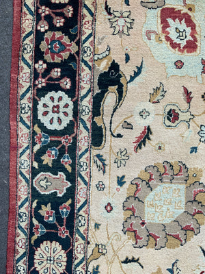 Indian modern oversize carpet (550 x 360cm)