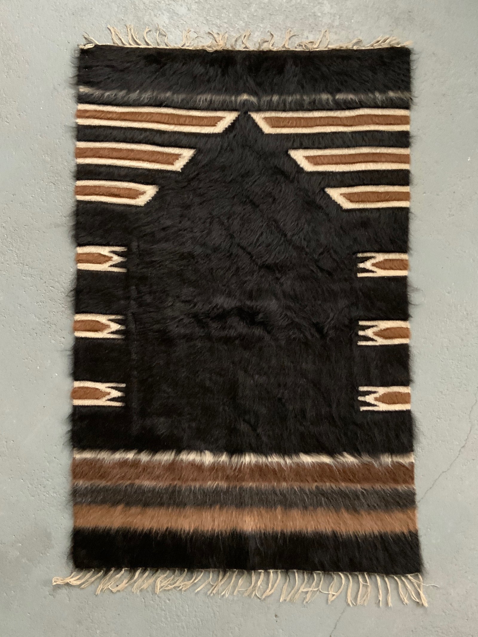 Turkish vintage E. Anatolian Siirt lightweight small mohair kilim (120 x 80cm)