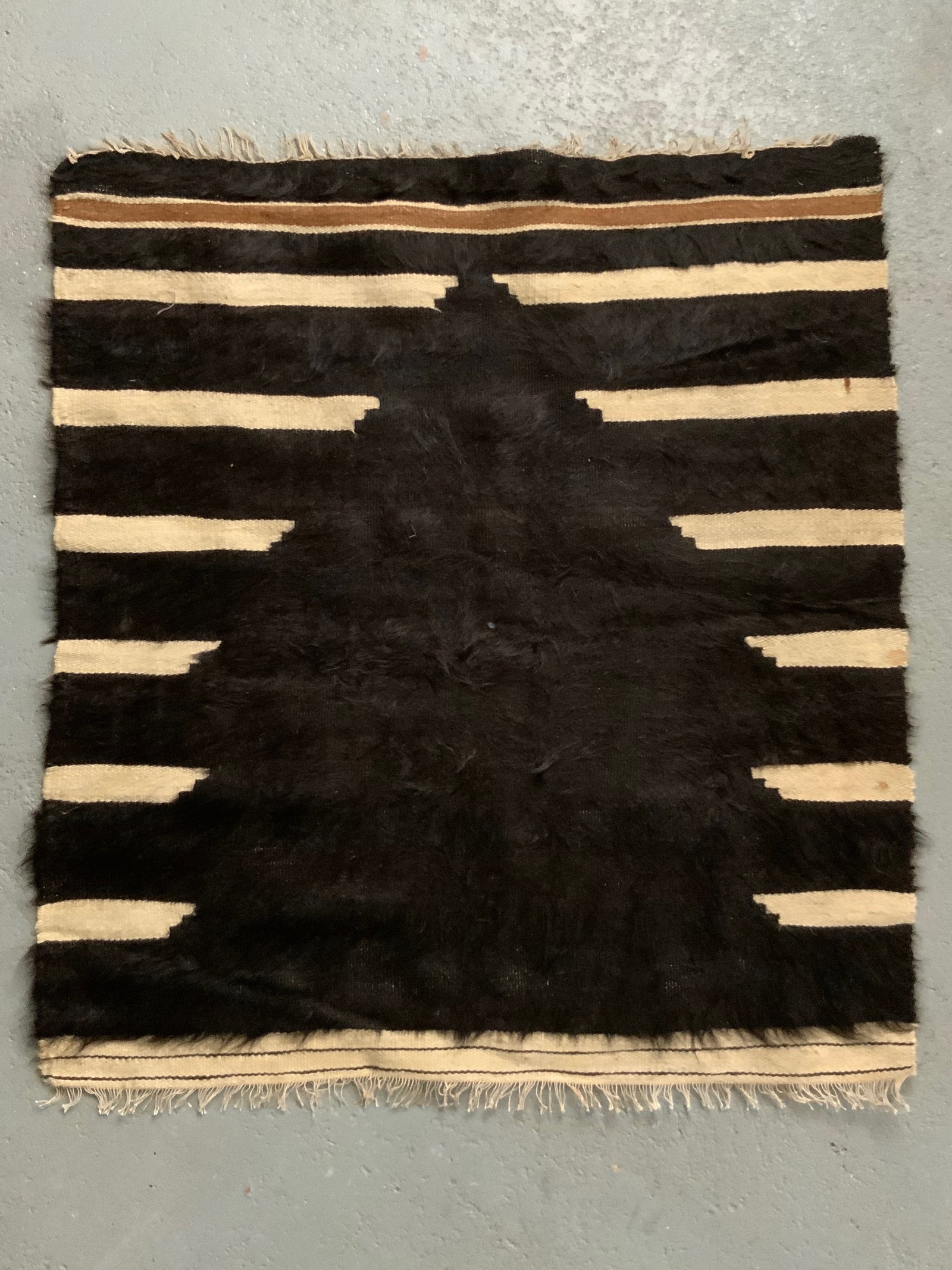 Turkish vintage E. Anatolian Siirt lightweight small mohair kilim (88 x 80cm)