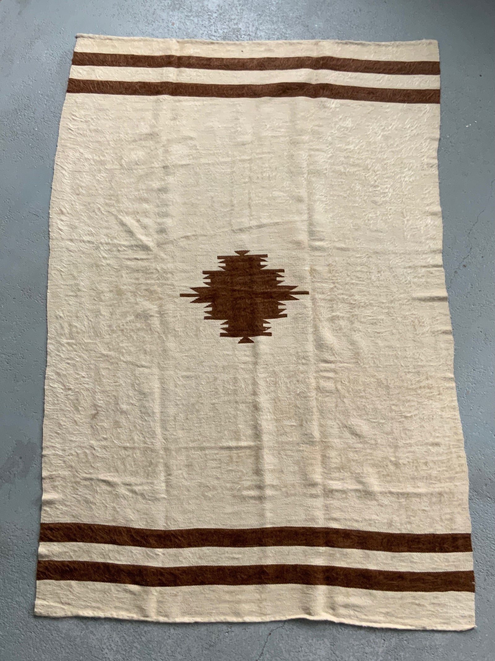 Turkish vintage E. Anatolian Siirt lightweight mohair kilim (195 x 131cm)