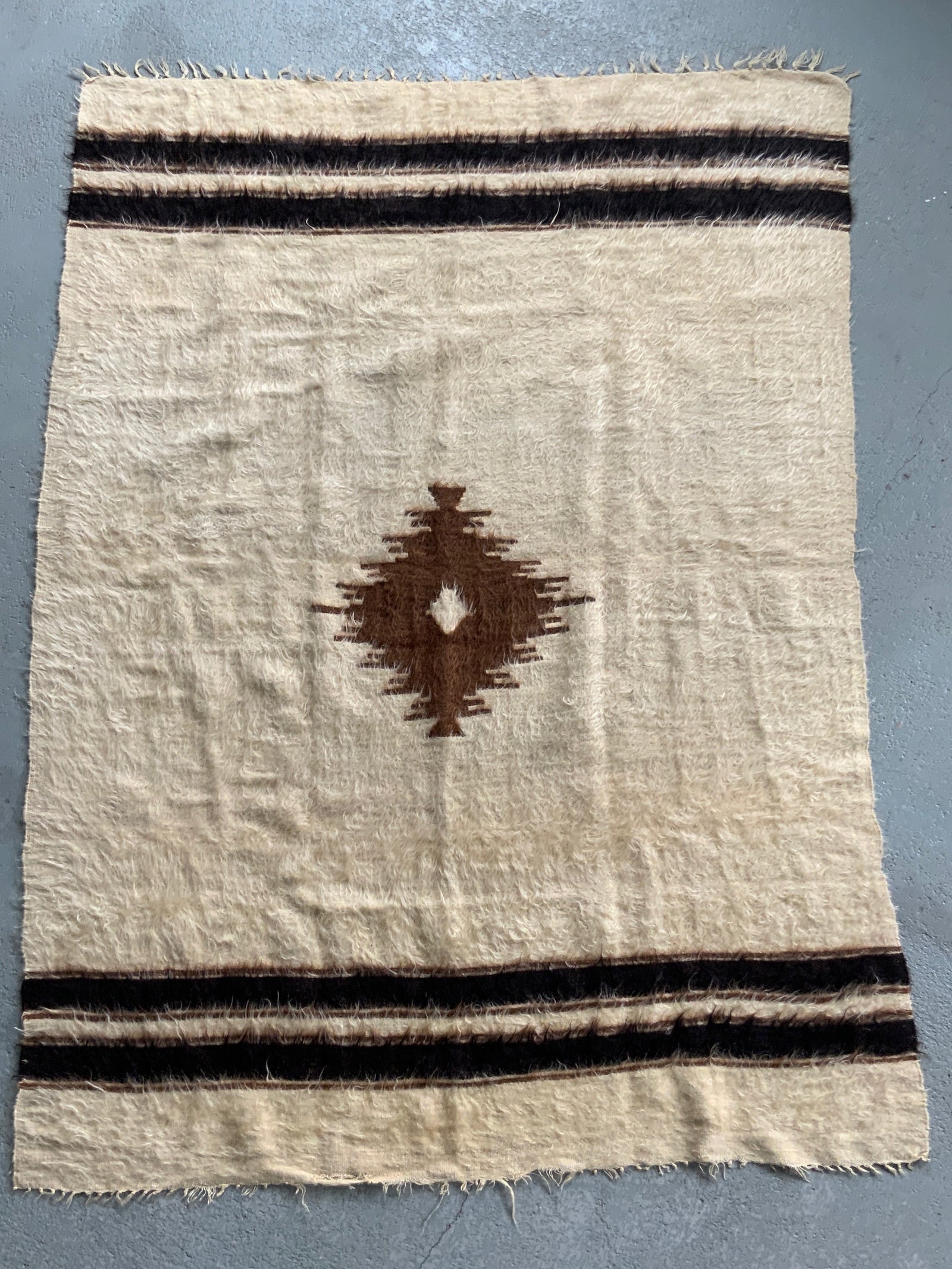 Turkish vintage E. Anatolian Siirt lightweight mohair kilim (185 x 136cm)