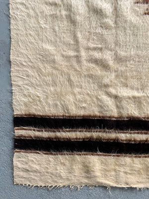 Turkish vintage E. Anatolian Siirt lightweight mohair kilim (185 x 136cm)