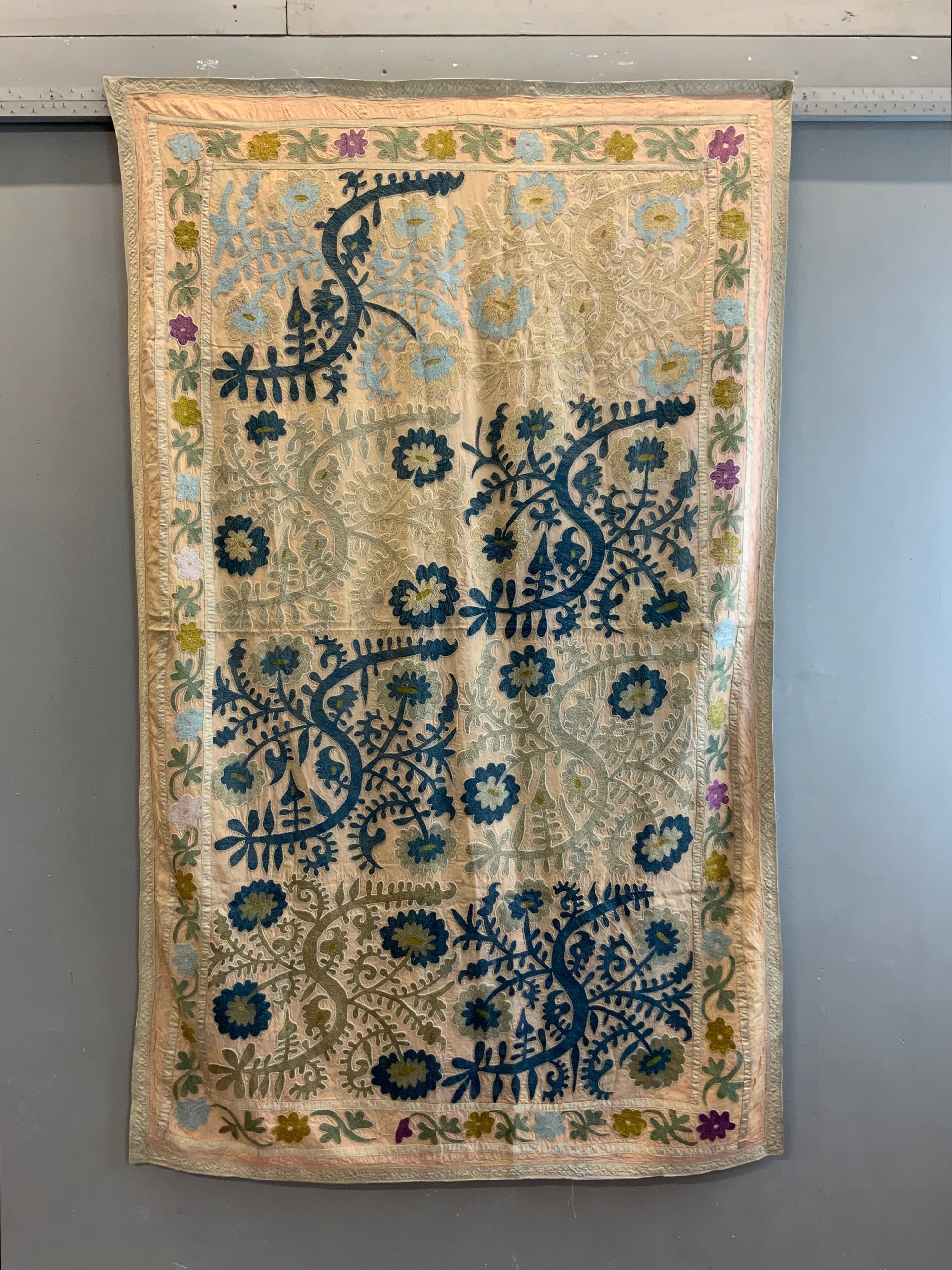 Samarkand suzani embroidery 204 x 125cm)