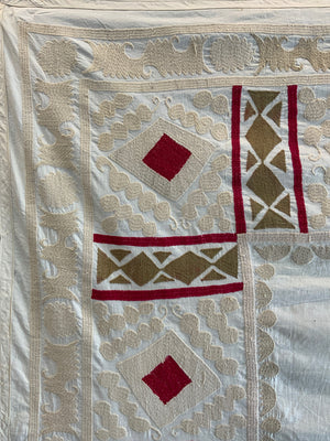 Samarkand suzani (208 x 154cm)