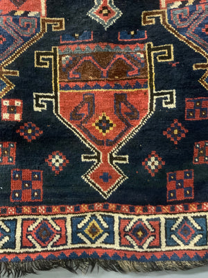 Louri antique rug (202 x 128cm)