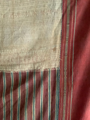 Sumatran Batak Ragidupe vintage shoulder cloth (192 x 103cm)