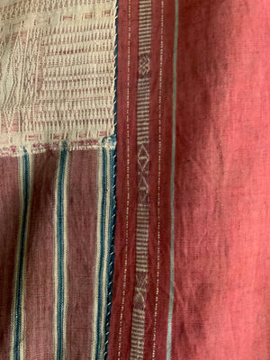 Sumatran Batak Ragidupe vintage shoulder cloth (192 x 103cm)