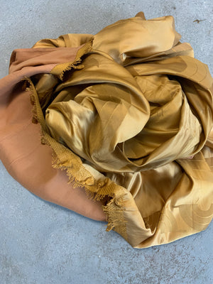 Golden Art deco lined silk drape with tassels (254 x 174cm)