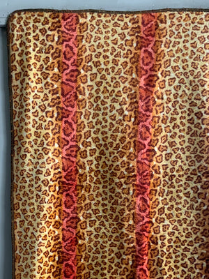 Feax  leopard skin lined cover (149 x 114cm)