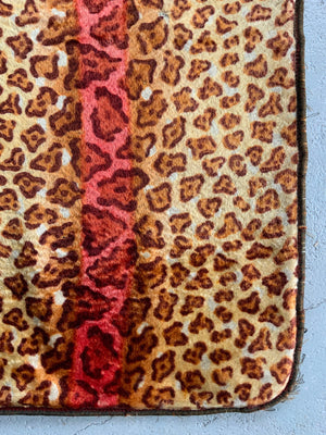 Feax  leopard skin lined cover (149 x 114cm)
