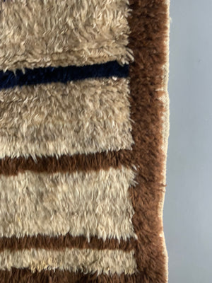 Turkish vintage tulu rug with stepped Seljuk design (143 x 119cm)