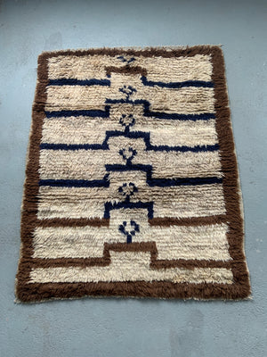 Turkish vintage tulu rug with stepped Seljuk design (143 x 119cm)