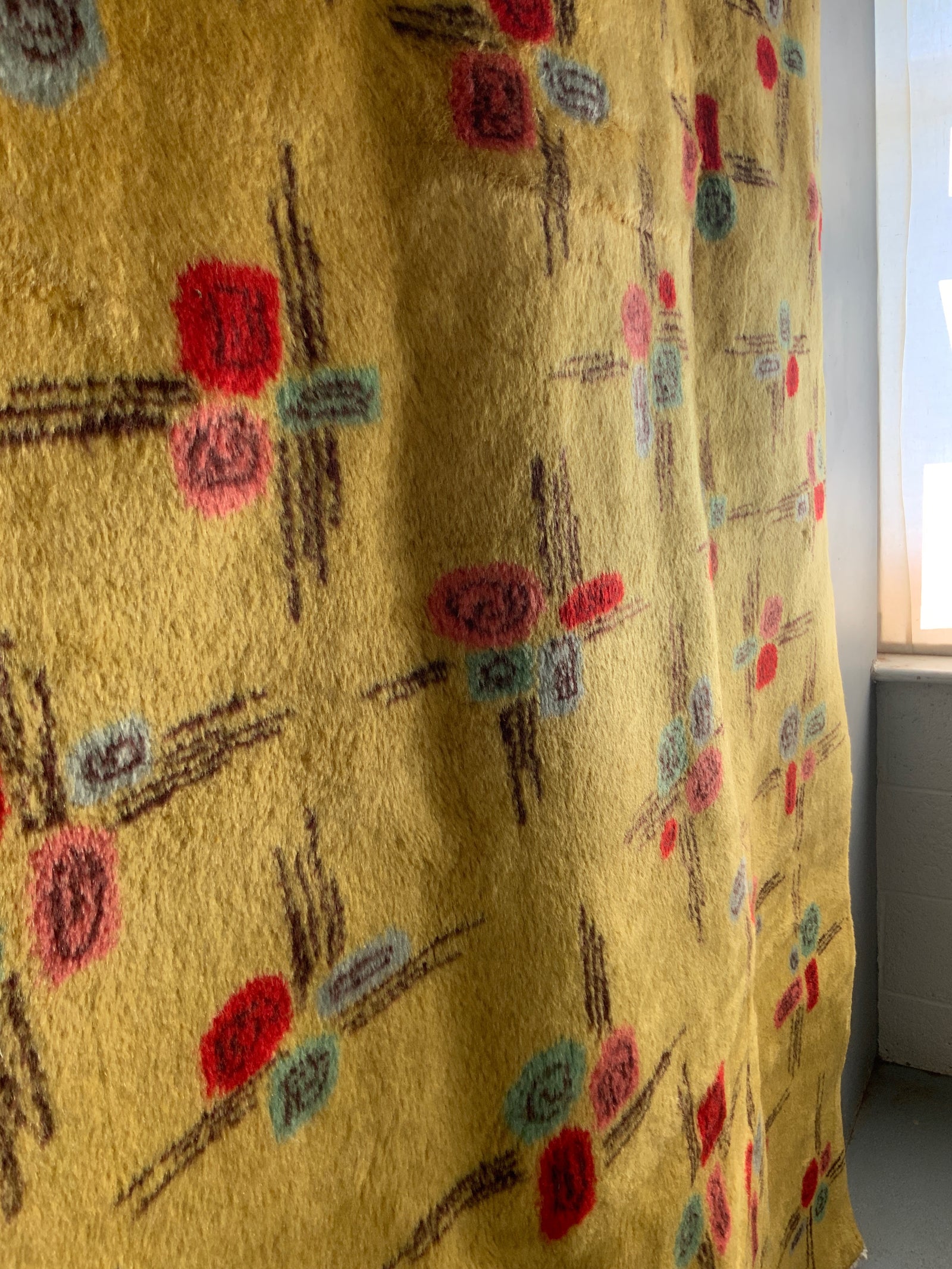 Turkish vintage Müren Isparta rug (240 x 148cm)