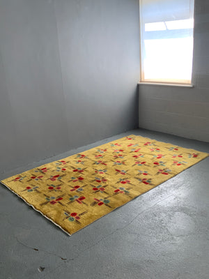 Turkish vintage Müren Isparta rug (240 x 148cm)