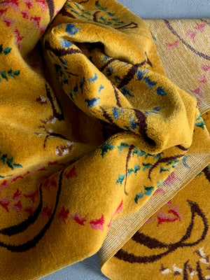 Turkish vintage Müren Isparta rug (202 x 120cm)