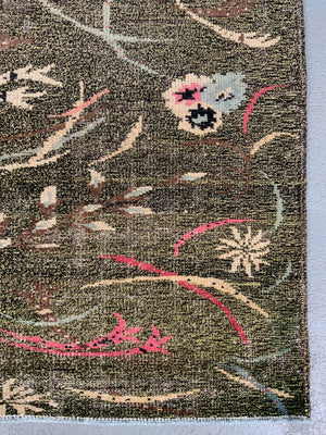 Turkish vintage Müren Isparta large rug (250 x 190cm)