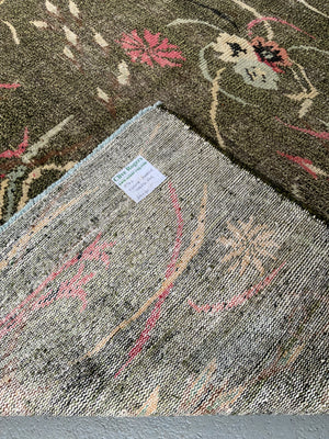 Turkish vintage Müren Isparta large rug (250 x 190cm)