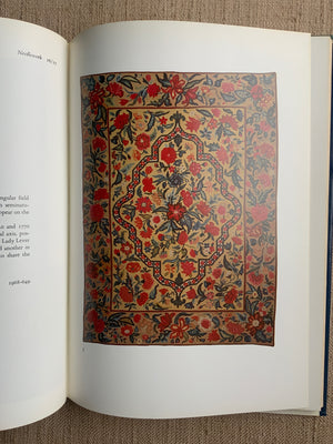 English and Oriental Carpets at Williamsburg. Lanier, Mildred B.