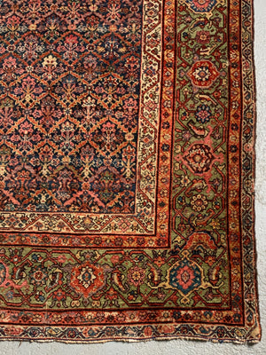 Antique Feraghan carpet (386 x 202cm)