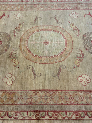 Chobi carpet with Khotan design (278 x 176cm)
