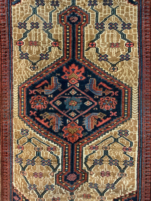 Hamadan vintage rug of camel ground (190 x 125cm)