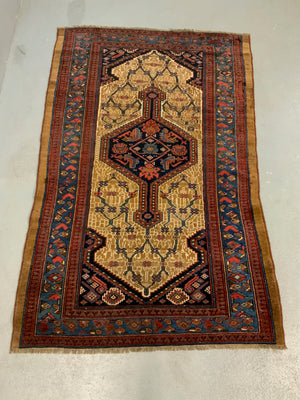 Hamadan vintage rug of camel ground (190 x 125cm)